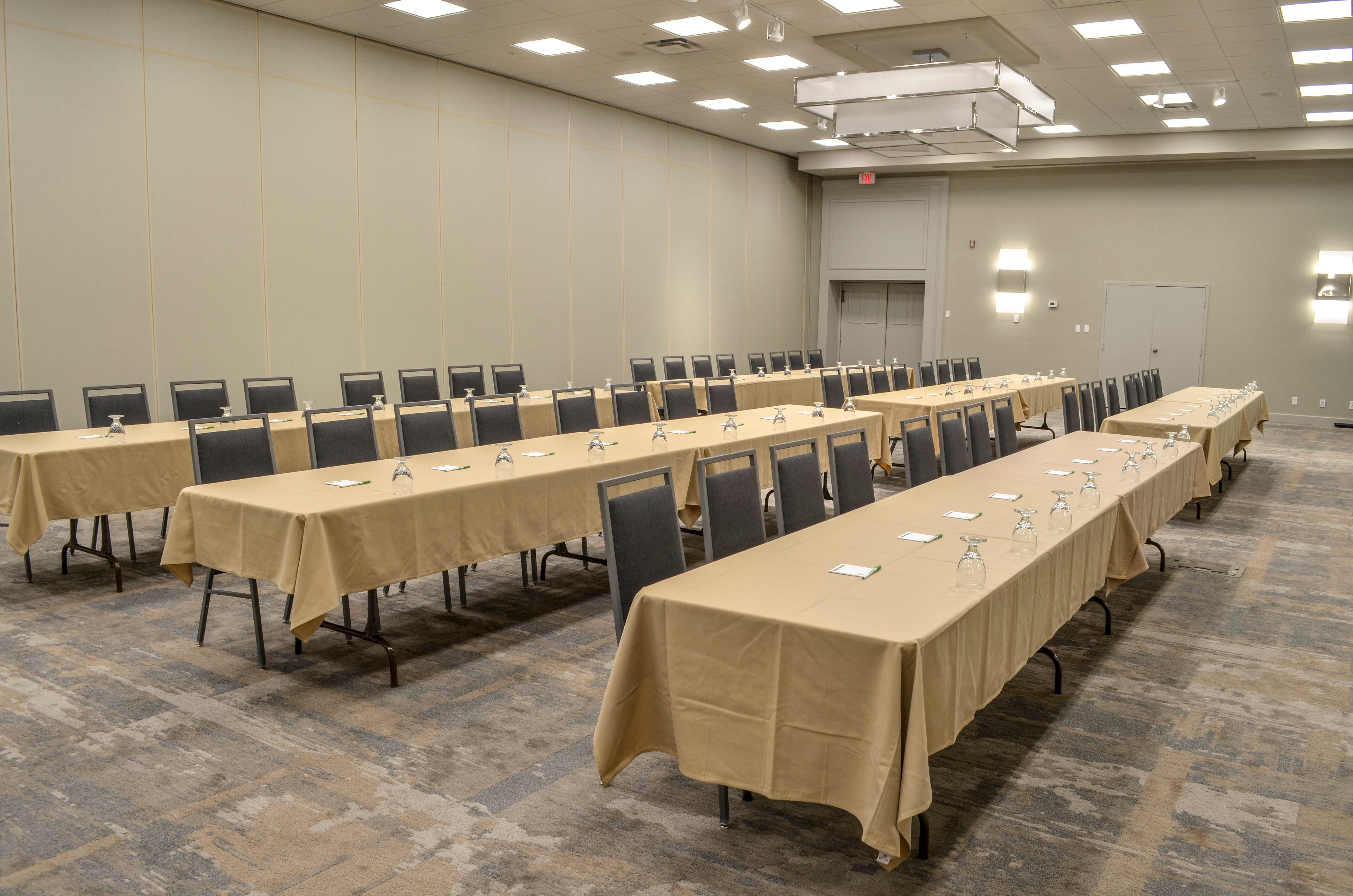Holiday Inn Fargo By Ihg מראה חיצוני תמונה