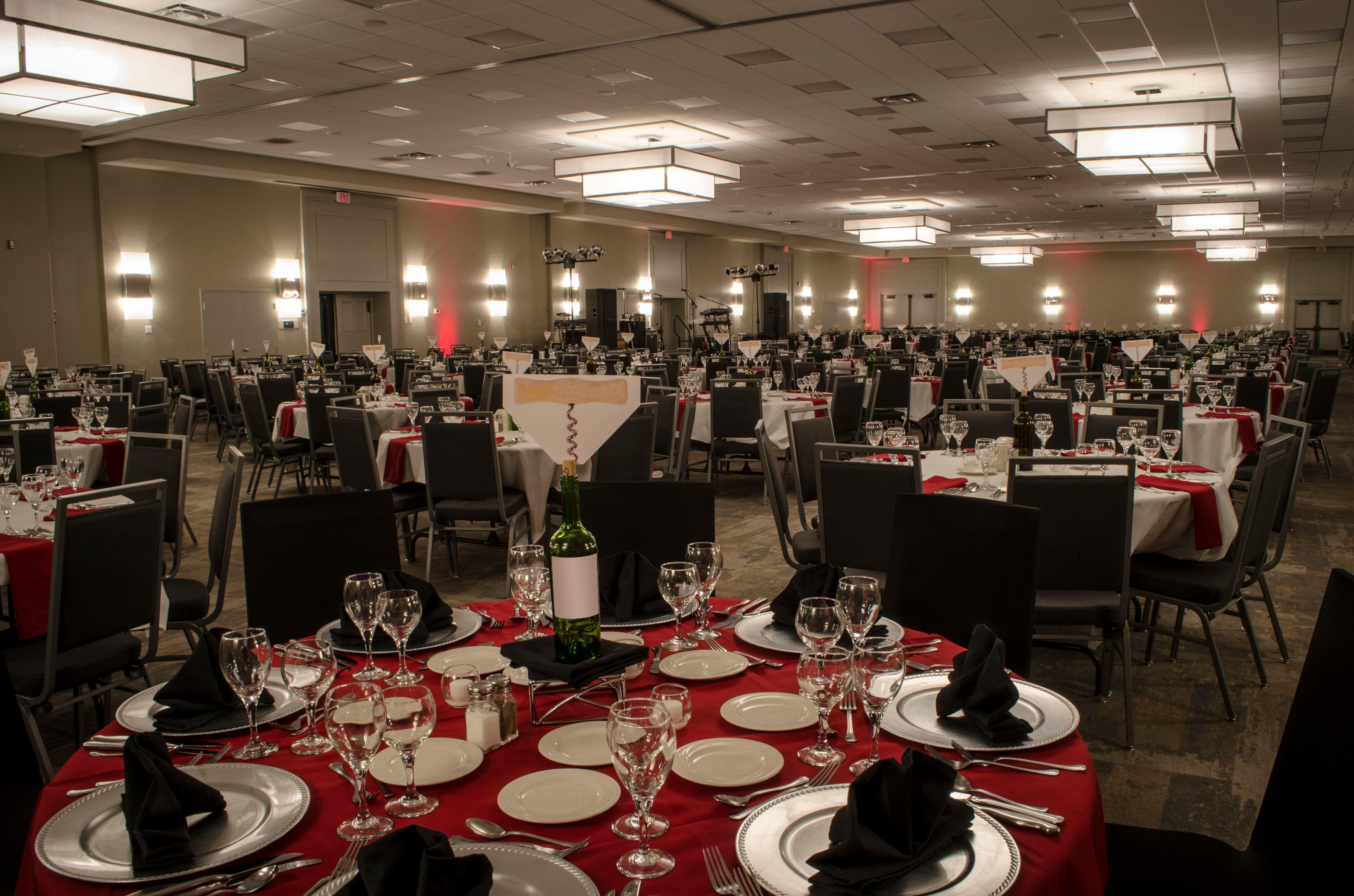 Holiday Inn Fargo By Ihg מראה חיצוני תמונה